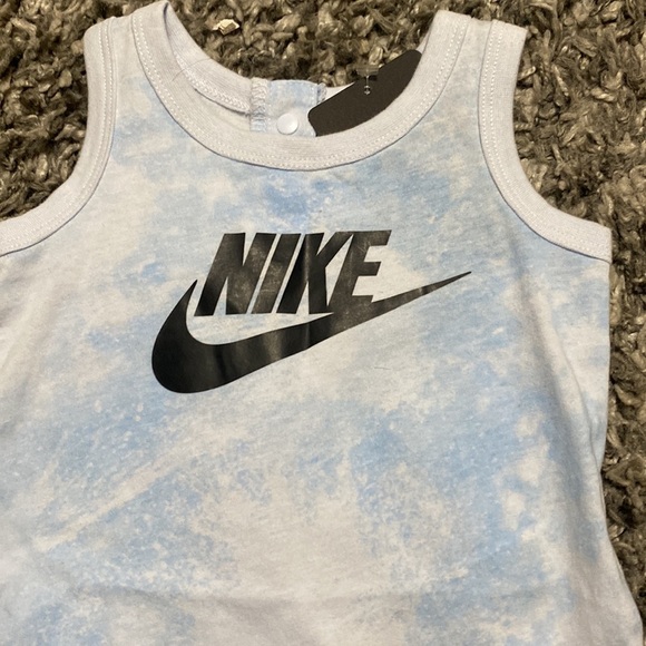 Girls' Infant Nike Magic Club Tie-Dye Fleece Romper - Picture 4 of 6